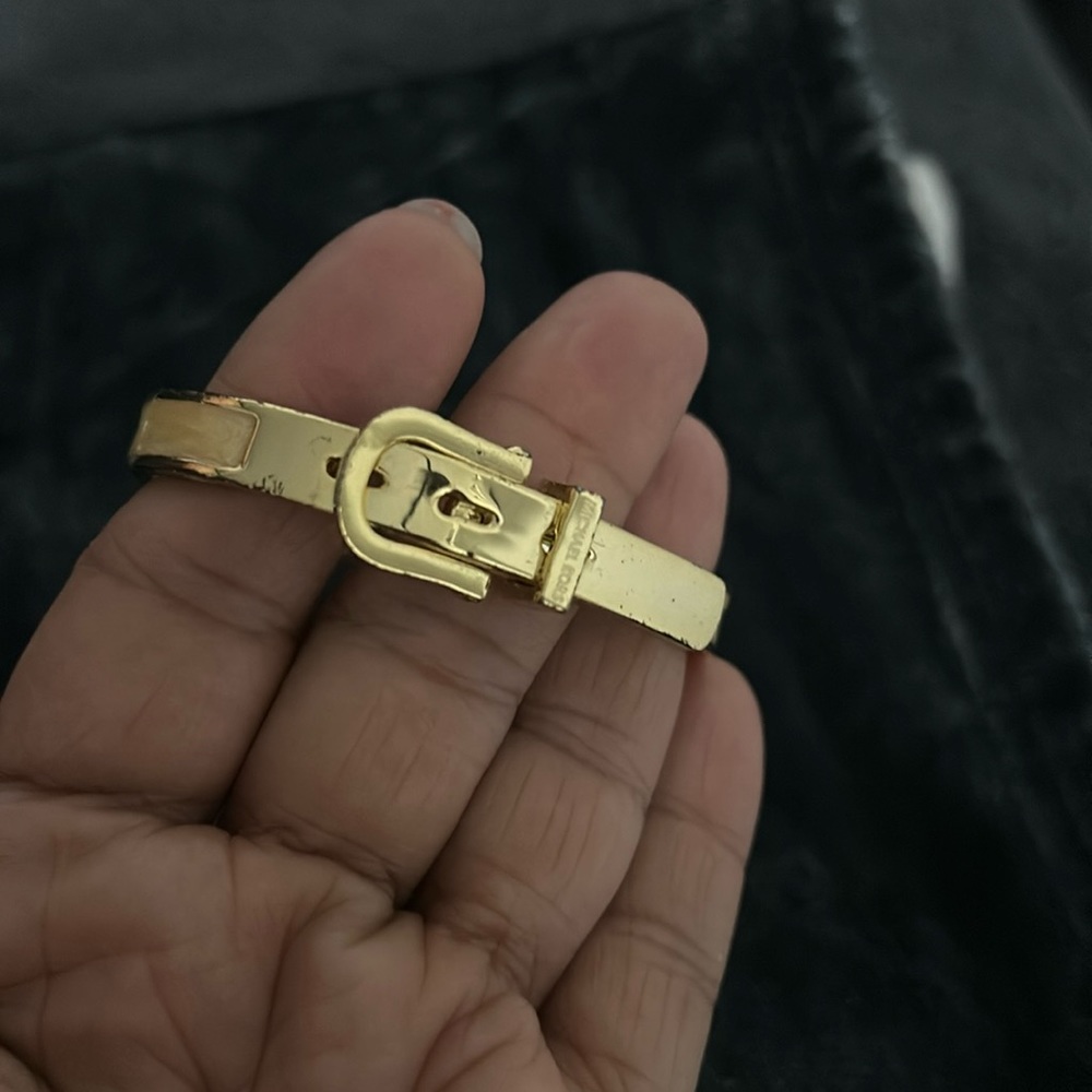 Gold belt bracelet